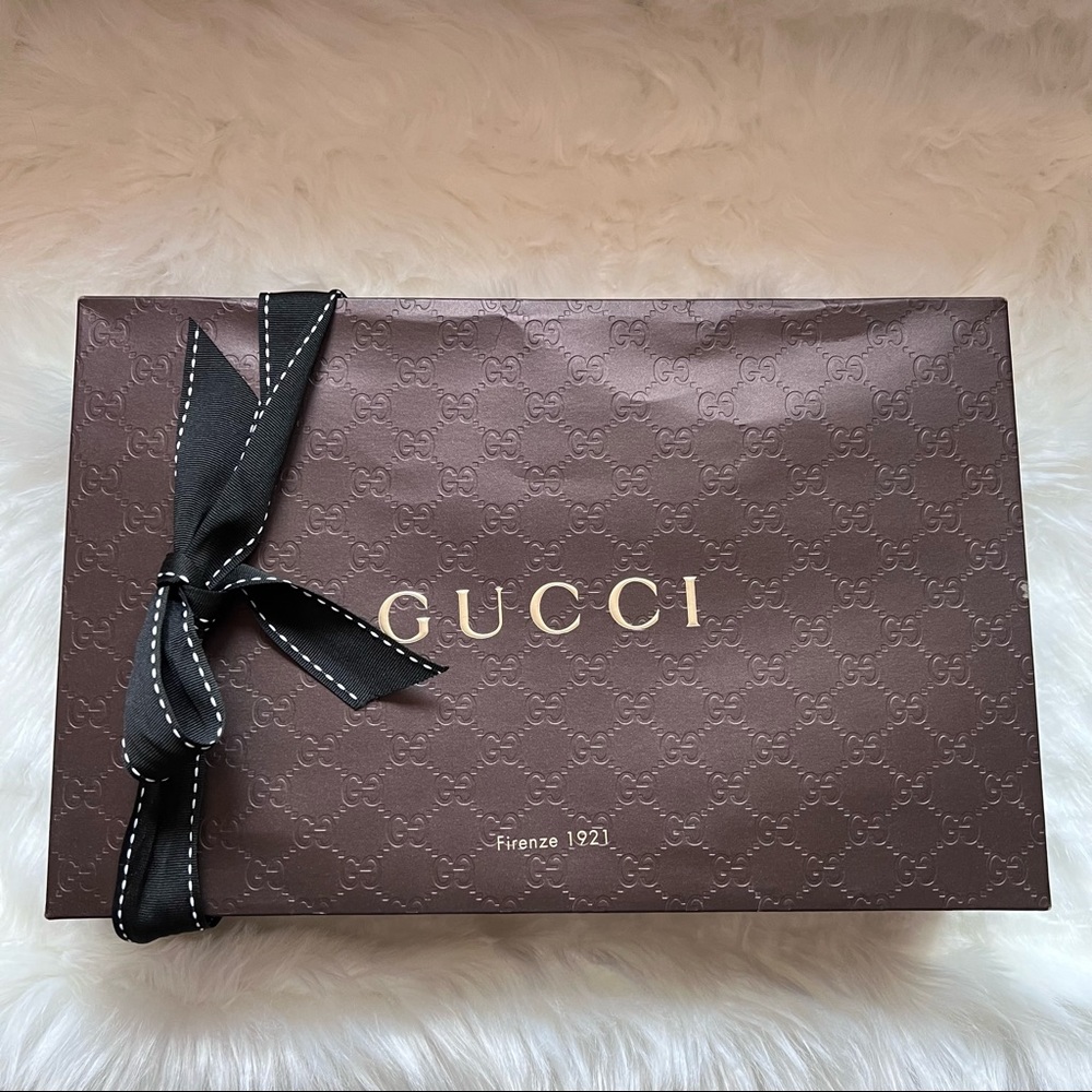 New! GUCCI Soho GG Logo Calfskin Logo Bag - Picture 2 of 14